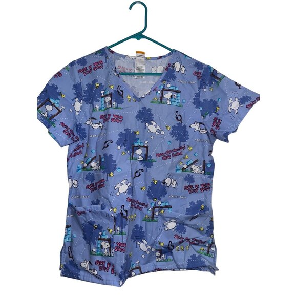 Peanuts Snoopy Scrub Top Cartoon Print S/C Blue 65% Polyester 35% Cotton - Picture 1 of 13